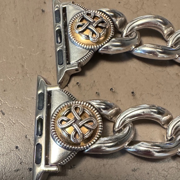 Brighton Interlock Noir Two Tone watch band - Picture 6 of 13